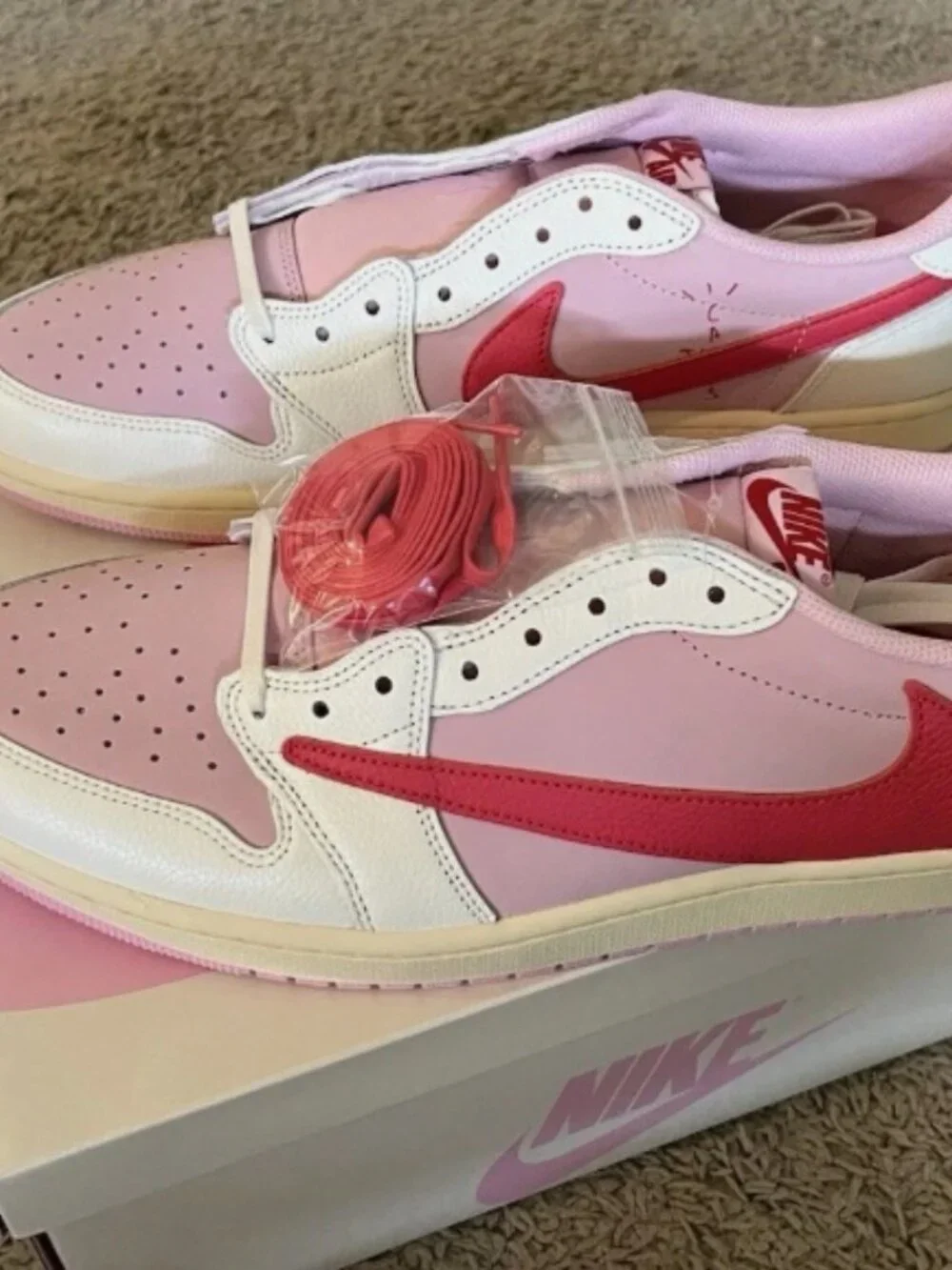Travis Scott x Air Jordan 1 Low OG SP “Tropical Pink”